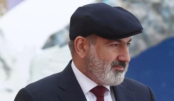 Paşinyan saxta "əzabkeş erməni milləti" imicindən danışıb