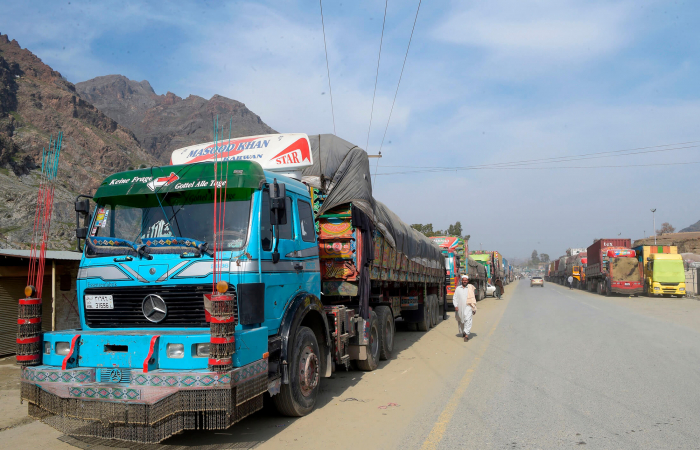 Afghanistan seeks to double trade with Pakistan after trade barriers removed