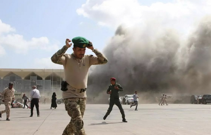 Deadly attack on Aden airport 