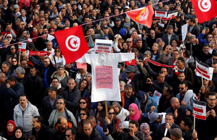  Tunisia's institutions head towards a dangerous deadlock