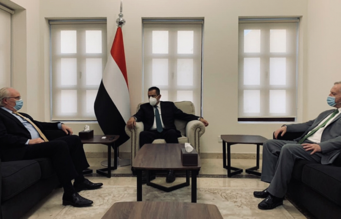 Pressure on Houthis as Envoys continue talks 