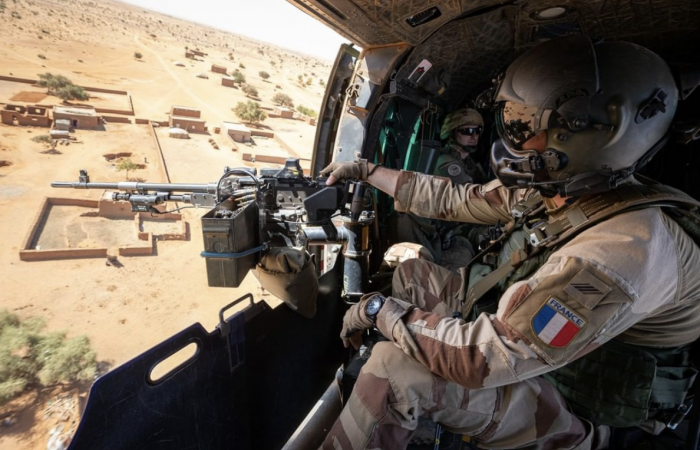 France suspends military co-operation with Mali