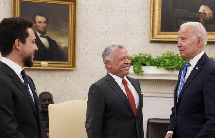 Biden greets King Abdullah of Jordan as a “good, loyal, decent friend”