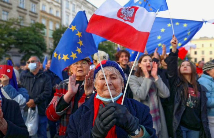 Poland ratifies judgment on precedence of Polish law over EU law