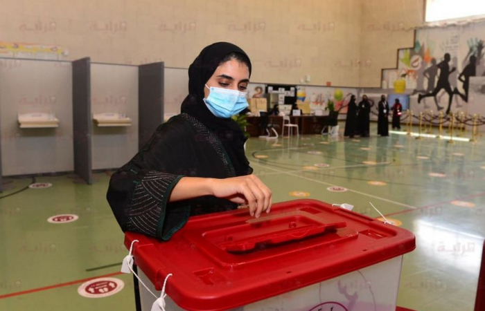 Qatar holds its first ever legislative elections 