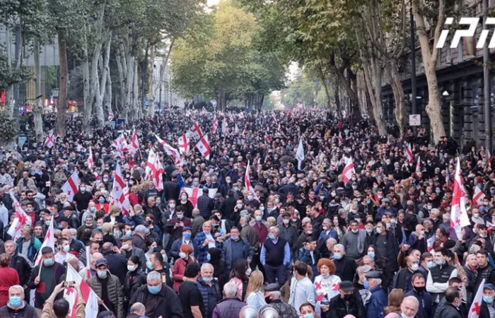 Thousands rally in Tbilisi calling for the release of former president Saakashvili