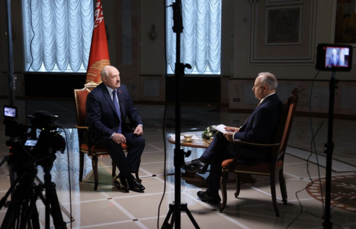 Lukashenko in BBC interview: "They’re not coming to my country, they’re going to yours"