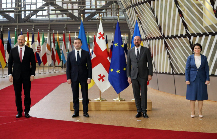 "Trio countries" push for closer relations with EU