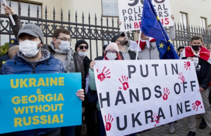 Diplomacy put on hold as Ukraine crisis continues to unfold