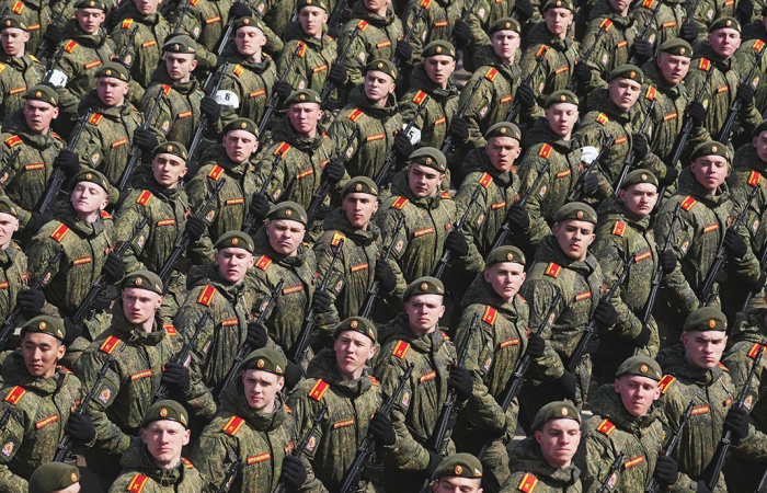 Putin signs decree to increase size of army by over 100,000