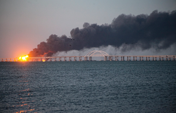 FSB arrests eight Crimea Bridge sabotage suspects