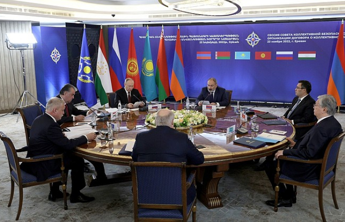 Putin discusses with CSTO leaders in Yerevan the future of the alliance