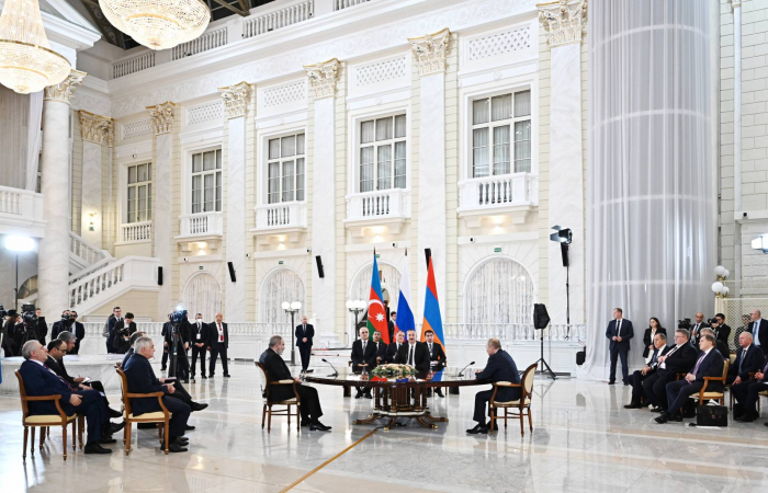 In Sochi, leaders affirm committment to Prague principles but leave space for a role for Russia