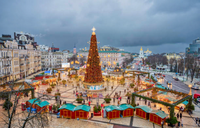 The Orthodox Church of Ukraine allows worshippers to celebrate Christmas on 25 December
