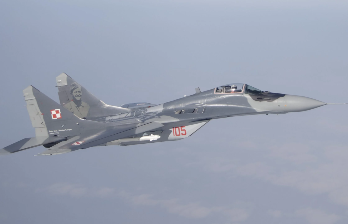 Poland to become first NATO country to send Ukraine fighter jets