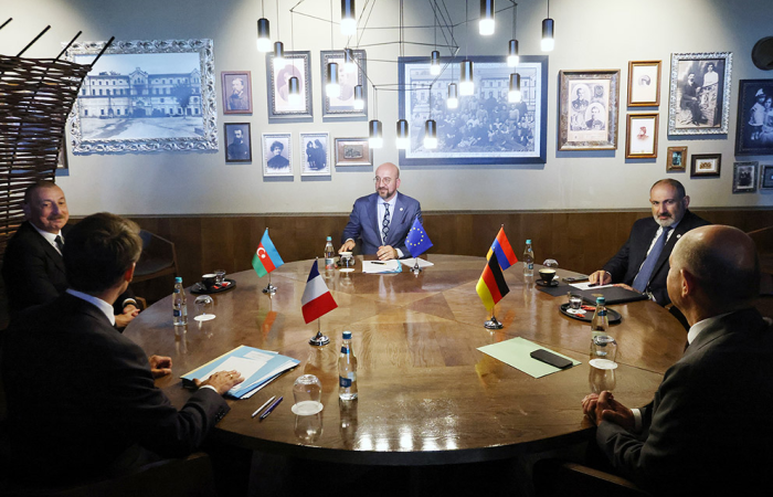 Briefing: intensive diplomatic efforts around the Armenia-Azerbaijan peace process