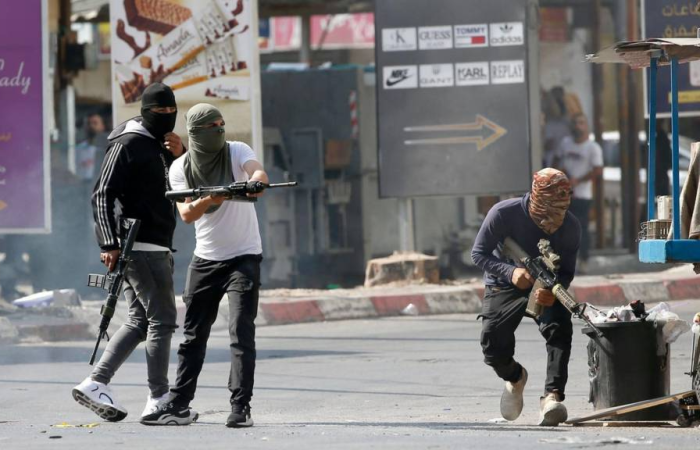 Israeli operation in West Bank refugee camp continues, at least 10 dead and 100 injured