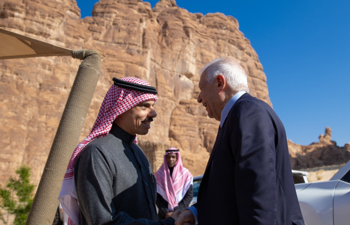 Borrell holds talks with Saudi leaders