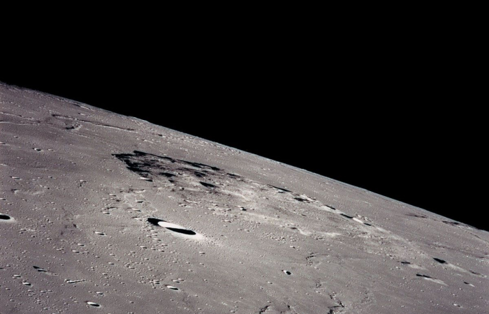 Chinese capsule back on Earth with rare Moon rocks