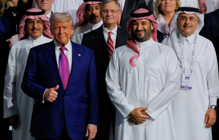 President Trump signs $142 billion arms package during visit to Saudi Arabia