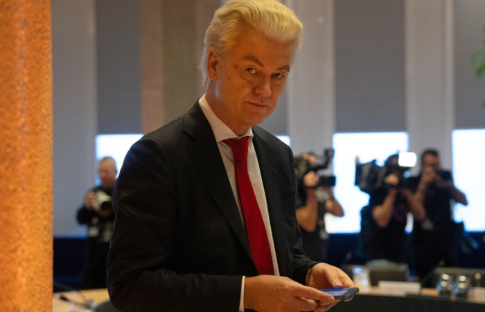 Migration dispute topples Government coalition in the Netherlands