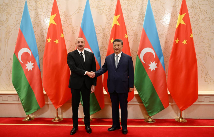 Aliyev meets with Xi in China