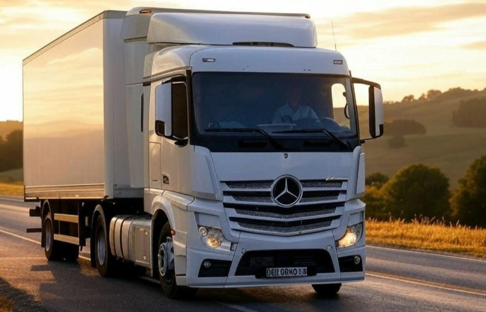 Azerbaijan lifts restrictions on cargo transportation across its Iran border