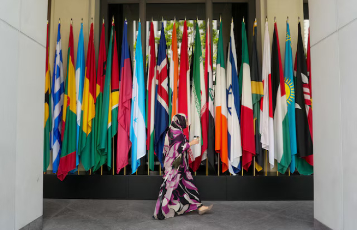 Developing countries face unfavourable economic outlook, discuss solutions at IMF-World Bank meetings