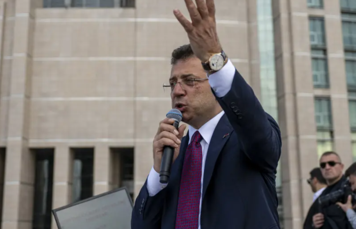 Istanbul Mayor Ekrem Imamoglu Faces Mass Corruption Trial Alongside Hundreds of Defendants