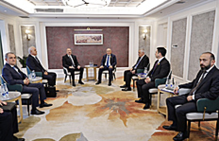Aliyev and Pashinyan meet in Bishkek