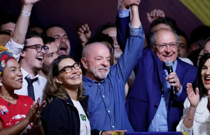 Lula wins fourth term in Brazil, Vucic loses in Serbia