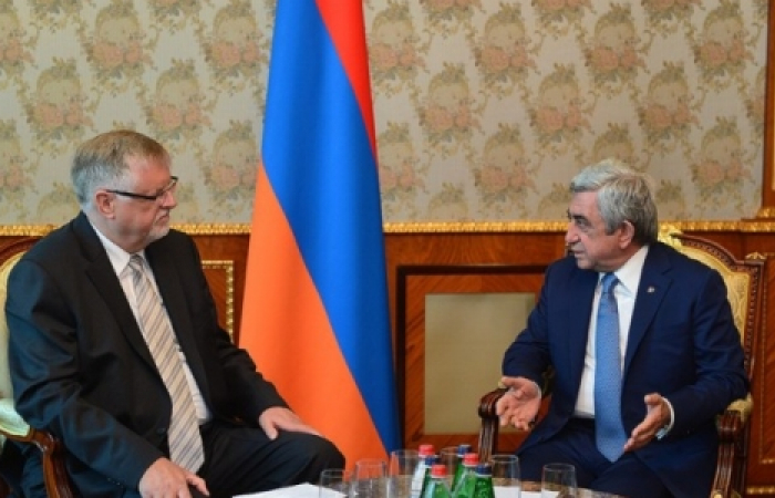 EU envoy discusses Karabakh with Armenian leader