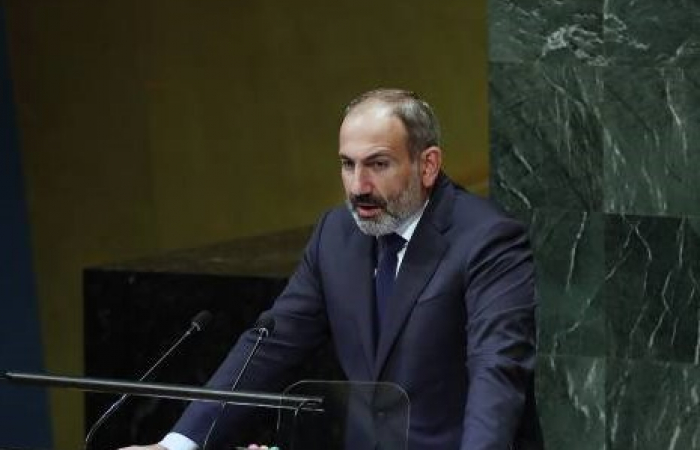 Пашинян приветствует добродетель труда