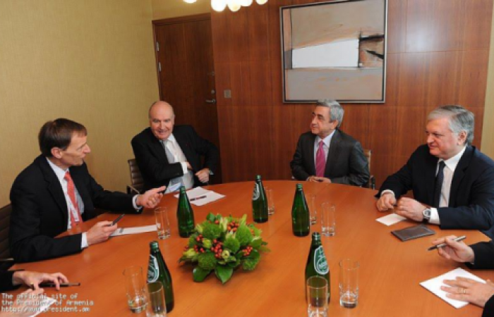 Sargsyan meets Minsk Group co-Chair in Warsaw