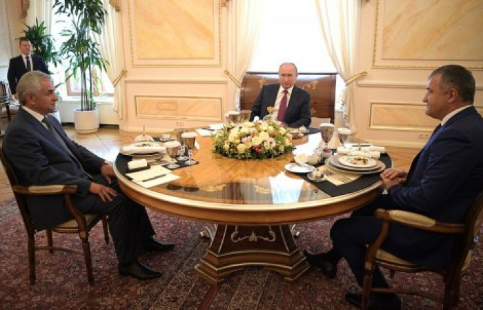 Putin meets with leaders of Abkhazia and South Ossetia on 10th anniversary of recognition