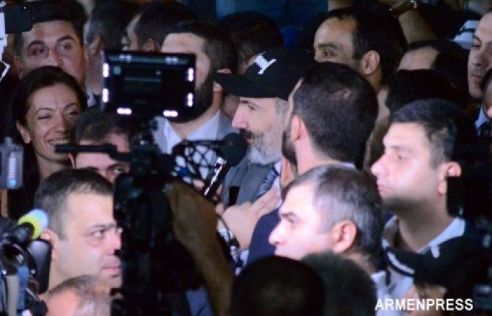 Пашинян призывает к досрочным выборам в декабре