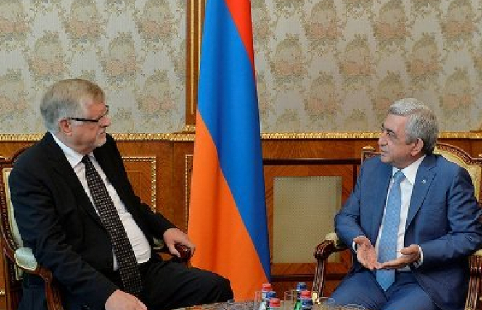 EU Special envoy meets Armenian leader