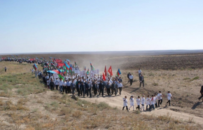 Azerbaijanis march towards Karabakh: Nagorno Karabakh Azerbaijani community marked 20th anniversary of the occupation of Khojavand