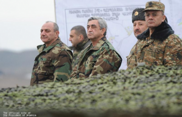 Armenian Leaders inspect "Line of contact"