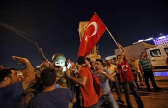 Turkish people take to the streets to defy coup