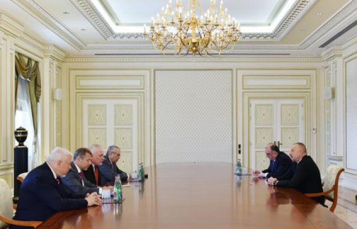Президент Азербайджана встретился с дипломатами Минской группы