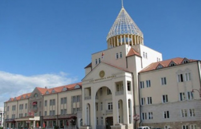 Chief of Staff of Armenian Army in Stepanakert. Colonel General Yuri Khachaturov met with the President of the self declared Nagorno-Karabaklh Republic, Bako Sahakian.