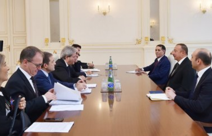 Глава МИД Италии посещает Баку в рамках своего визита на Южный Кавказ