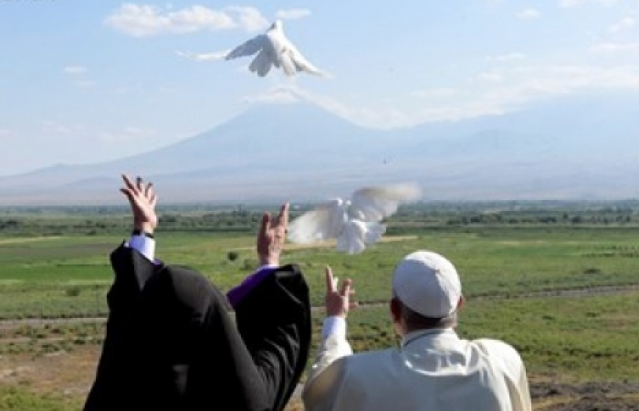 Pope Francis ends visit to Armenia