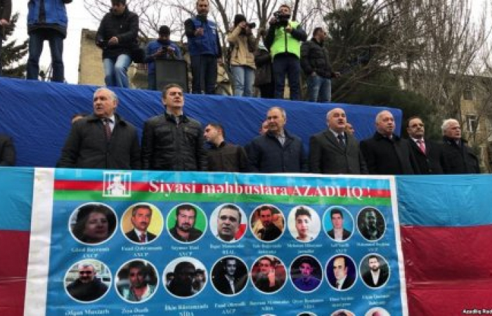 Azerbaijan opposition parties call for boycott of next month's presidential elections
