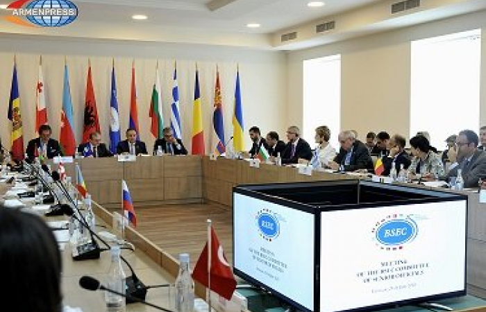 Заместитель министра иностранных дел Азербайджана находится с визитом в Ереване