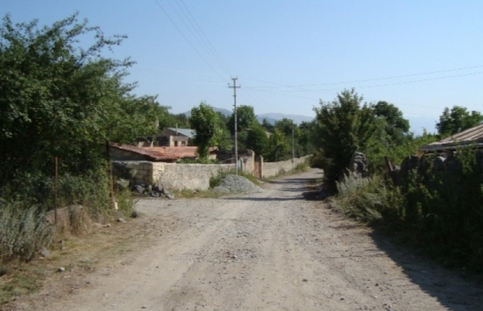 Armenia says it has captured prisoners after Azerbaijani incursion near Kalbajar.