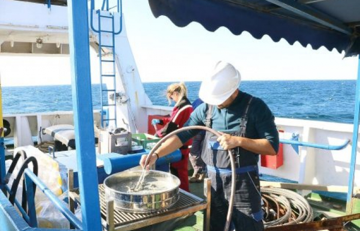 Marine scientists from four countries evaluate level of pollution in Black Sea