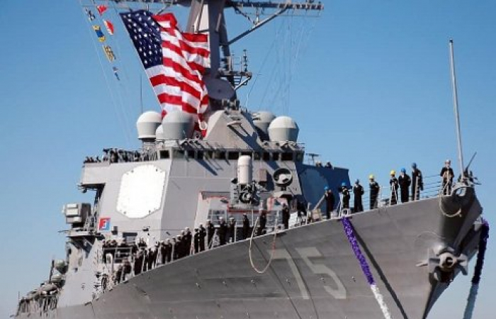 Эсминец ВМС США с управляемым ракетным вооружением "Дональд Кук" на пути в Черное море