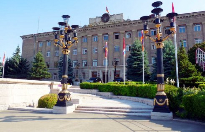 De facto NKR President appoints new ministers